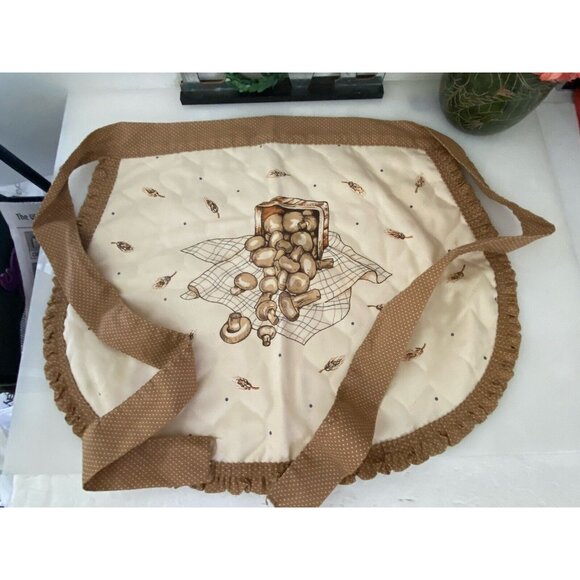 Country Farm House Apron Mushroom Design Quilted Ruffled by Franco Reversible - Picture 15 of 16